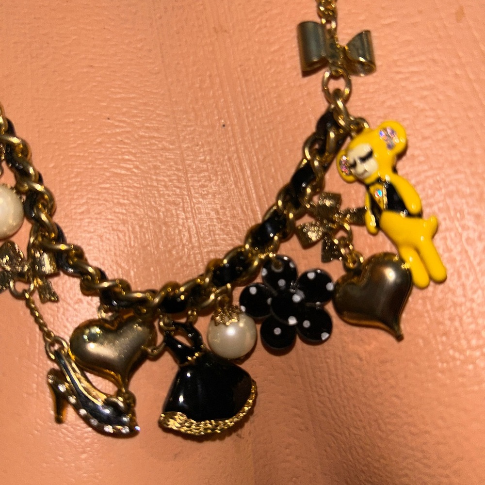 BETSEY JOHNSON yellow MONKEY dress vanity heart charm long bracelet necklace N65